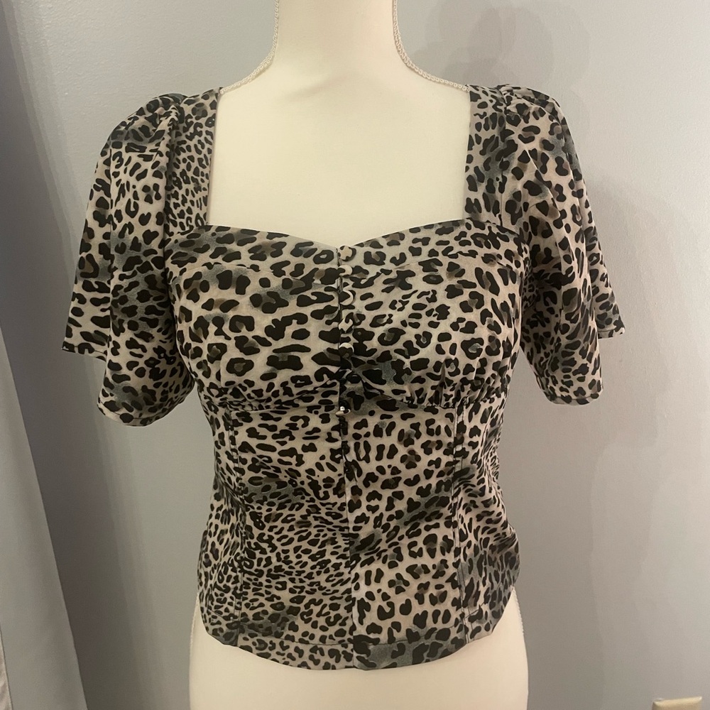CodexMode leopard print top